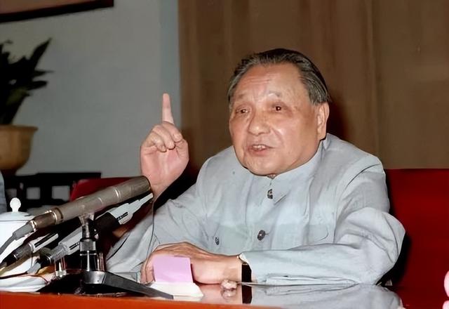 毛主席去世前两次将叶剑英叫到面前没说话，1980年叶剑英道出内情