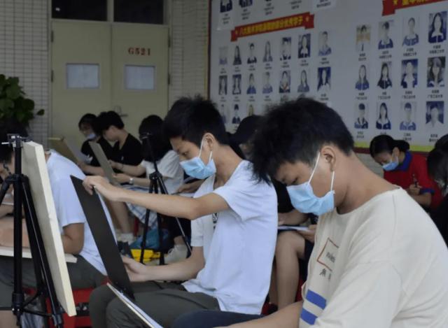 该来的还是来了，初高中生又一“捷径”被堵，预计2022年开始实施