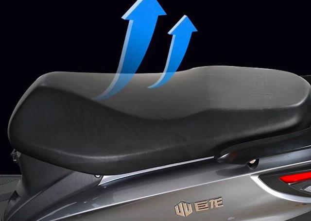 这2款新车专为跑外卖而打造，续航200公里以上，堪称两轮长跑王