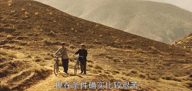 ���µĹ�װ���Ӿ�2020����(2021��������10�������磺��׸��������8����1������Ϊ��������)