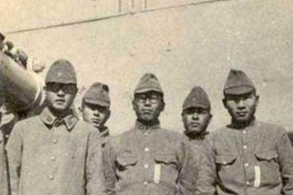 十九世纪志愿军战利品被盗，多番调查没有结果，61年却因意外破案