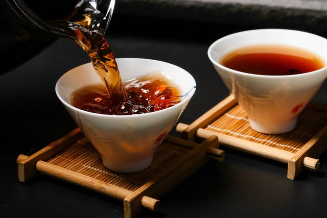 经常喝普洱茶，到底是“养生”还是“养癌”呢？真相来了