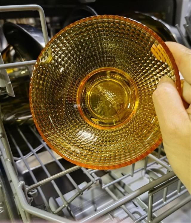 洗碗机到底是智商税还是神器？家里用了1年多，谈谈我的真实感受