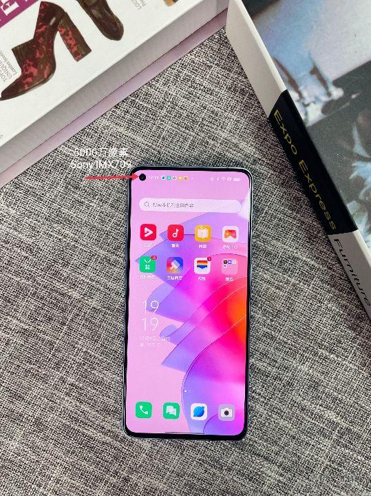 OPPO  Reno7 Pro影像界的新标杆