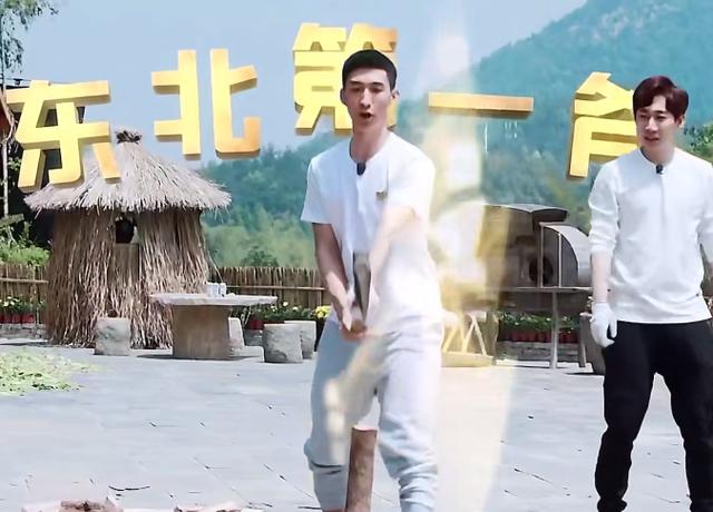 何炅日子不好过，黄磊担心他不录制《向往6》，原班人马难聚齐