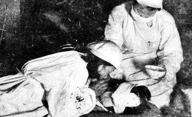 1952年女护士冒险抢回黄继光遗体，晚年遗憾叹息：当年忘了一件事