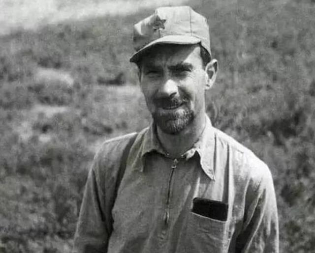 1955年评定军衔，毛泽东：“没有他，我和恩来早没了”，所言何人