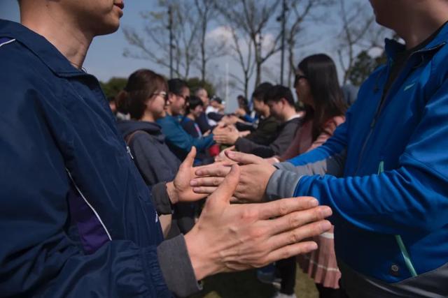 公司部门团建游戏