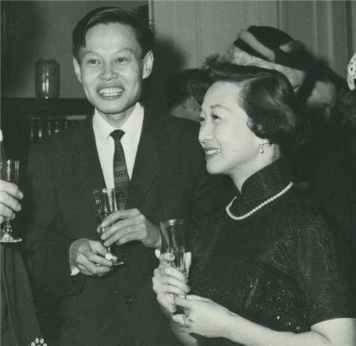 杜聿明临终时，六个子女只来了一个，含恨留遗嘱：绝不能去台湾