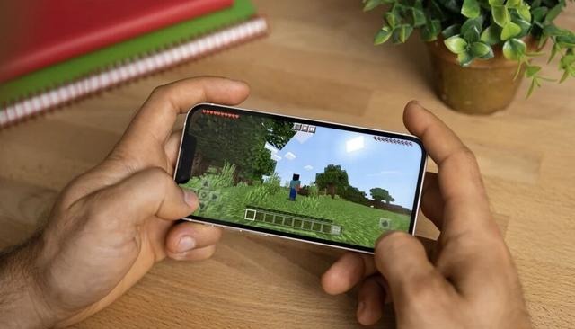 iPhone 13 和 iPhone 13 mini 你应该选择哪个？
