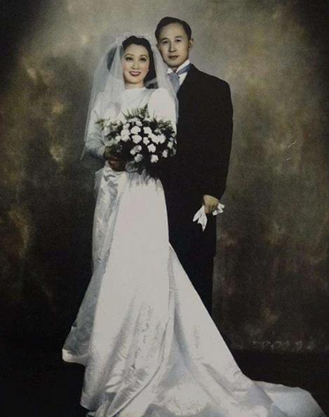 钱学森36岁还未婚，干妹妹着急给他介绍对象，他却说：你跟我走吧