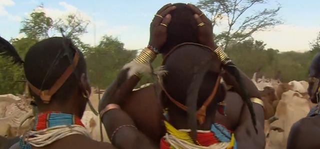 非洲原始部落真实生活，非洲野人部落里的生活？