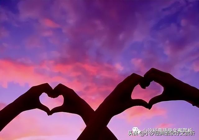 “生活就是每天吃一颗糖，然后告诉自己：今天的日子果然又是甜的