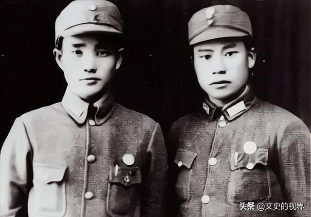 毛主席周总理的贴身警卫，重庆谈判时一个动作，吓得特务不敢上