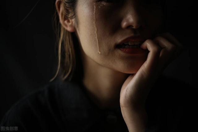 当你撑不住的时候，《也许你该找个人聊聊》，情绪需要宣泄出来