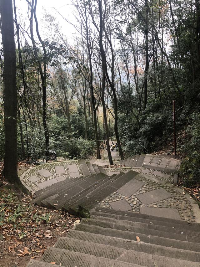 一不小心又成了夜遊~周末街子古鎮康道徒步到光嚴禅院~腳都走麻了