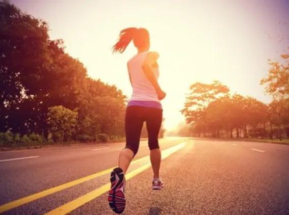 心怕累、肝怕硬、胃怕凉、肺怕烟、肾怕咸！想健康，谨记三戒四勤