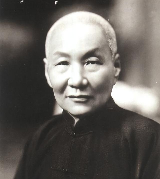 兄弟绝交前，张啸林冷嘲热讽，杜月笙用一句广为流传的名言回敬他