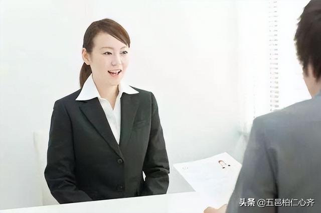 别怨自己命不好，天道酬勤、厚德载物，坚守自己的内心德行天下