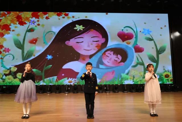 西安高新区第三十一小学：诵经典睿智 吟诗书气华