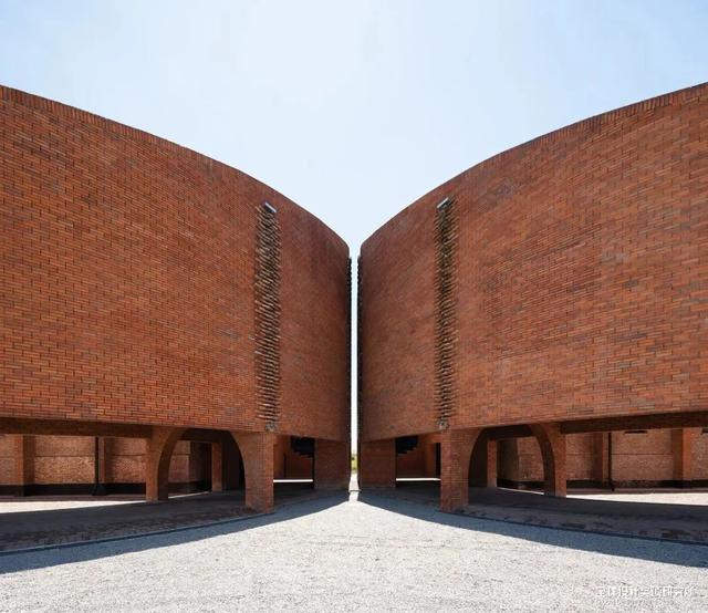 建筑材料工程展