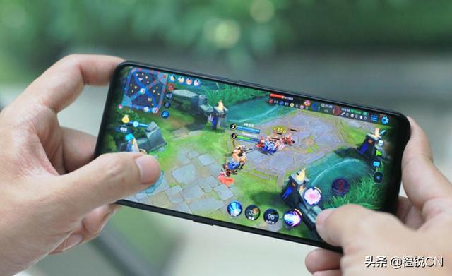 这些年智能手机上逐渐消失和被取代的功能，究竟是升级还是倒退？