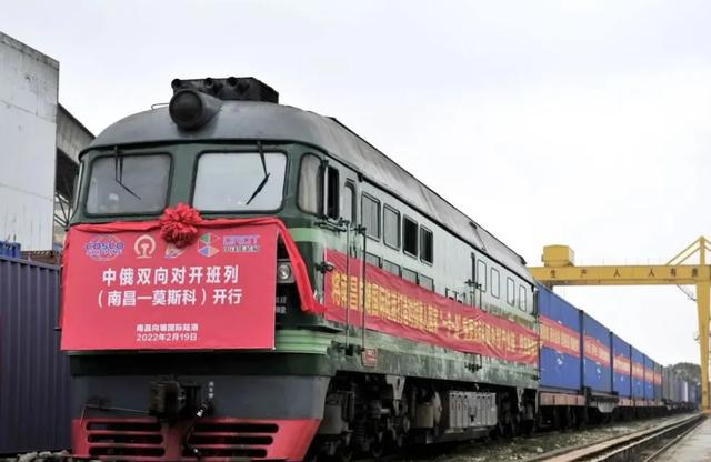 俄将对华出售某种武器，双方正在谈判？西方急忙干预，我大使回应