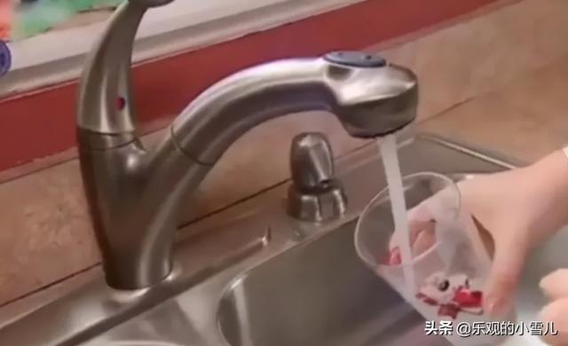 被烧开过的水，二次加热以后，还能够继续喝吗？早知早好