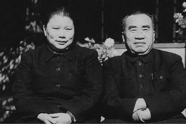 朱琦去世后10天，88岁的朱德才被告知，沉默许久后：你们这样不对