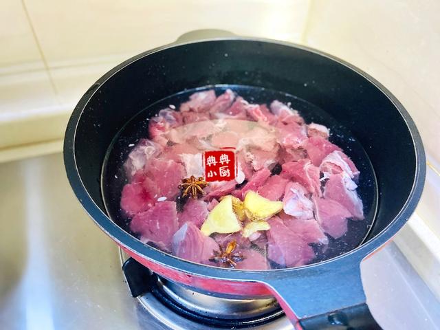 土豆炖牛肉