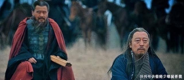 诸葛亮火烧司马懿，天下暴雨，诸葛亮为何不下令将其射死