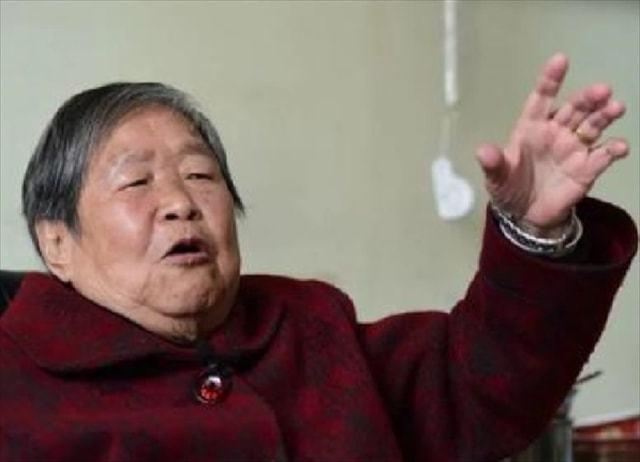 14岁小姑娘竟拒绝了毛主席开国大典的邀请，毛主席：再邀请一次