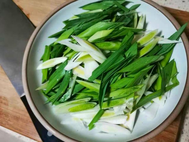 10种含“天然高叶酸”的食材，春天建议中老年人多吃，早吃早受益