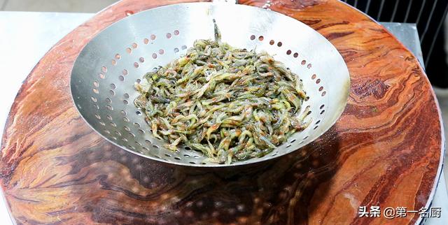 建议中老年人：不管有钱没钱，春天要多吃养肝菜，平肝火养脾胃