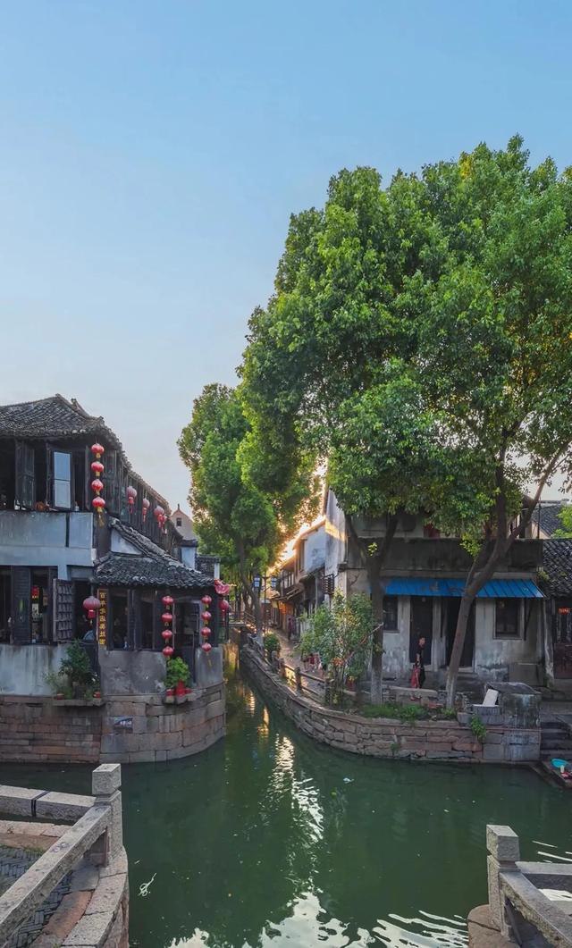 愿你心中山河壮阔，始终相信人间值得
