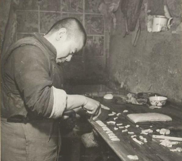 他为毛主席做了22年的饭，从不放一滴酱油，饭后必须亲自销毁菜单