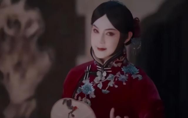 “懒婆娘”下嫁锅炉工，每天喝酒闲逛不干活，44年后才知是小凤仙