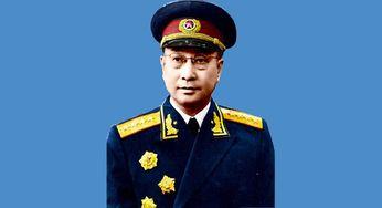 林彪命陈赓北上，陈赓摇头：这样会导致敌人逃跑，请毛主席裁决