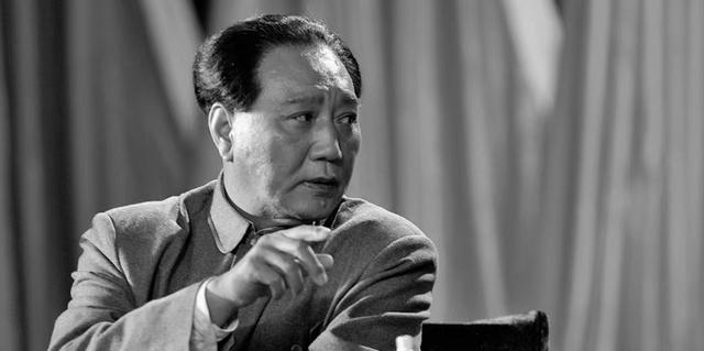 1959年伟人吃完饭出来，看到等候自己的李银桥：你是干什么的