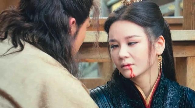 看似演技很好，一碰到实力派就被碾压，这些演员到底该怪谁？