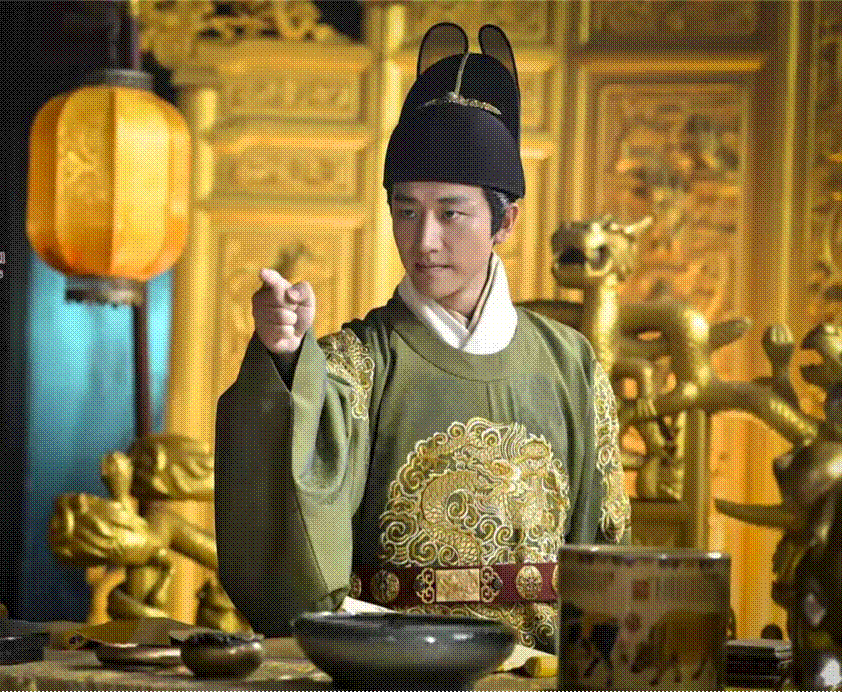 朱见深：被清朝抹黑的皇帝，为大明续命160年，打仗比朱棣还狠