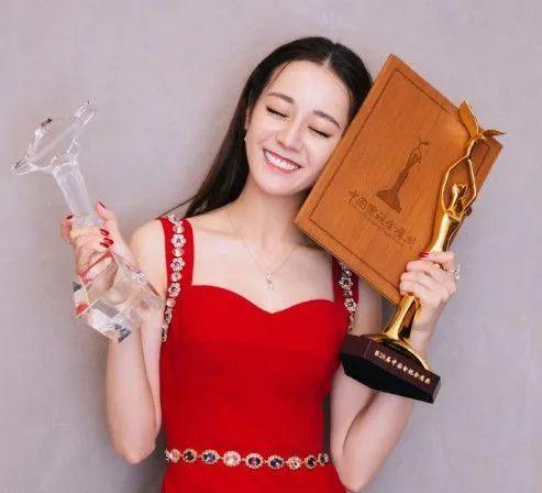 金鹰女神一届更比一届水，到底是哪边在摆烂？