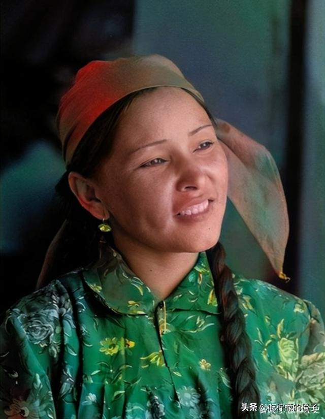 老照片：一個新西蘭人鏡頭下1956年的新疆，雄渾壯美的天山