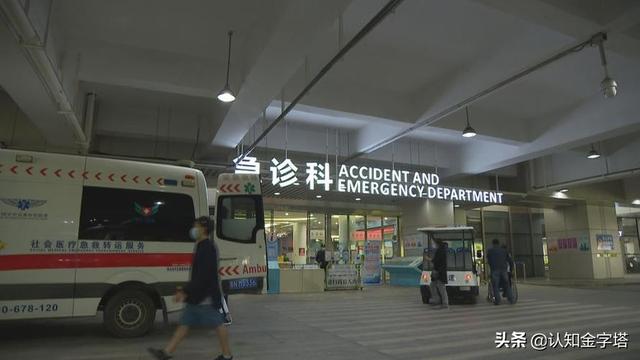 香港疫情为何突然爆发？被动应战导致进退失据，如何亡羊补牢？