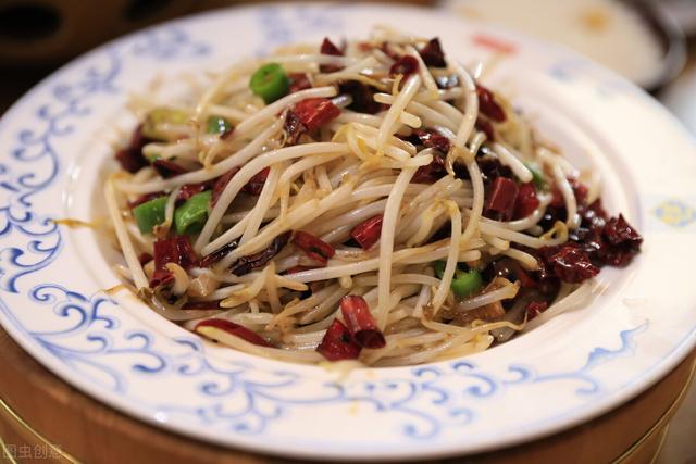 大家是比较喜欢吃黄豆芽还是绿豆芽呢？