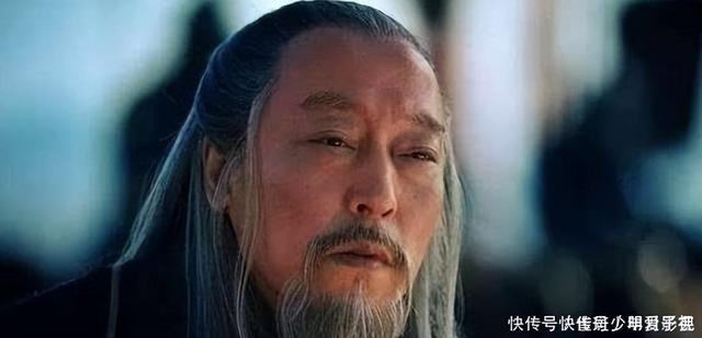 诸葛亮火烧司马懿，天下暴雨，诸葛亮为何不下令将其射死