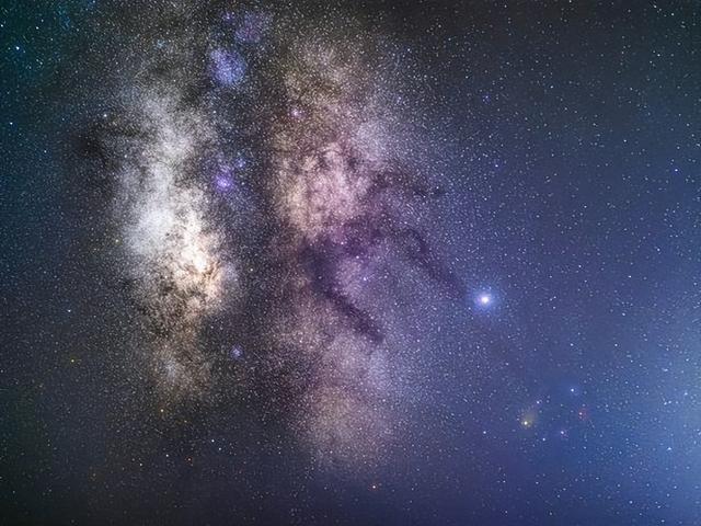 国外科学家提出反宇宙理论：在与我们平行的世界里，时光会倒流