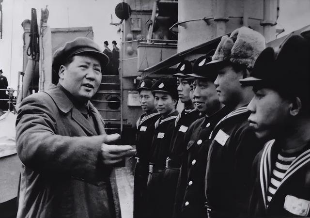 老兵回忆：亲历一江山岛战役，毛主席夸打得好，被写入军事教科书