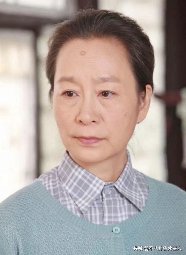 中国中年女演员表图片