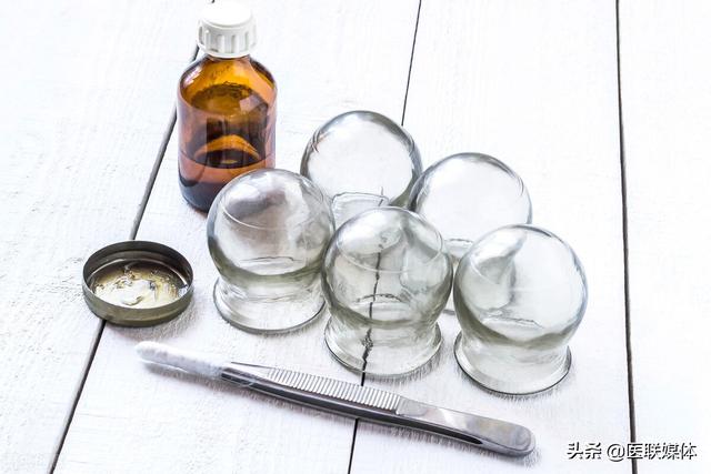 拔火罐产生的瘀血，是体内排出的毒素？告诉你真实的答案